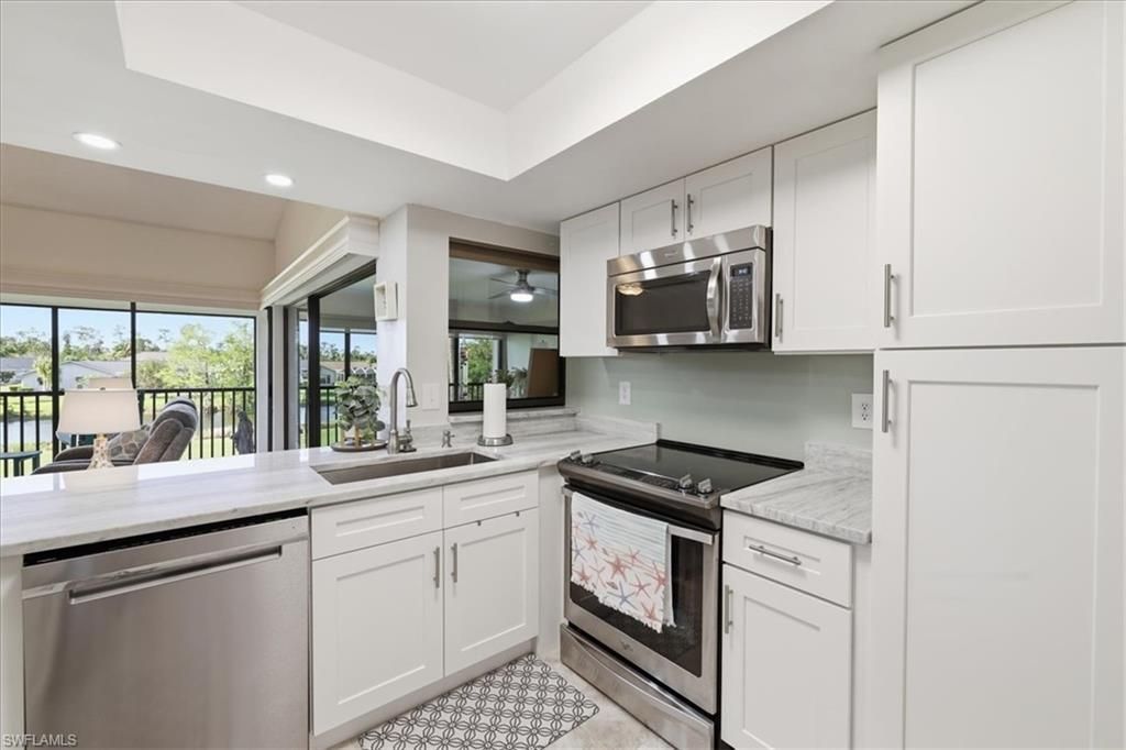 14750 Eagle Ridge Dr, Unit 216, Fort Myers, FL 33912 Photo
