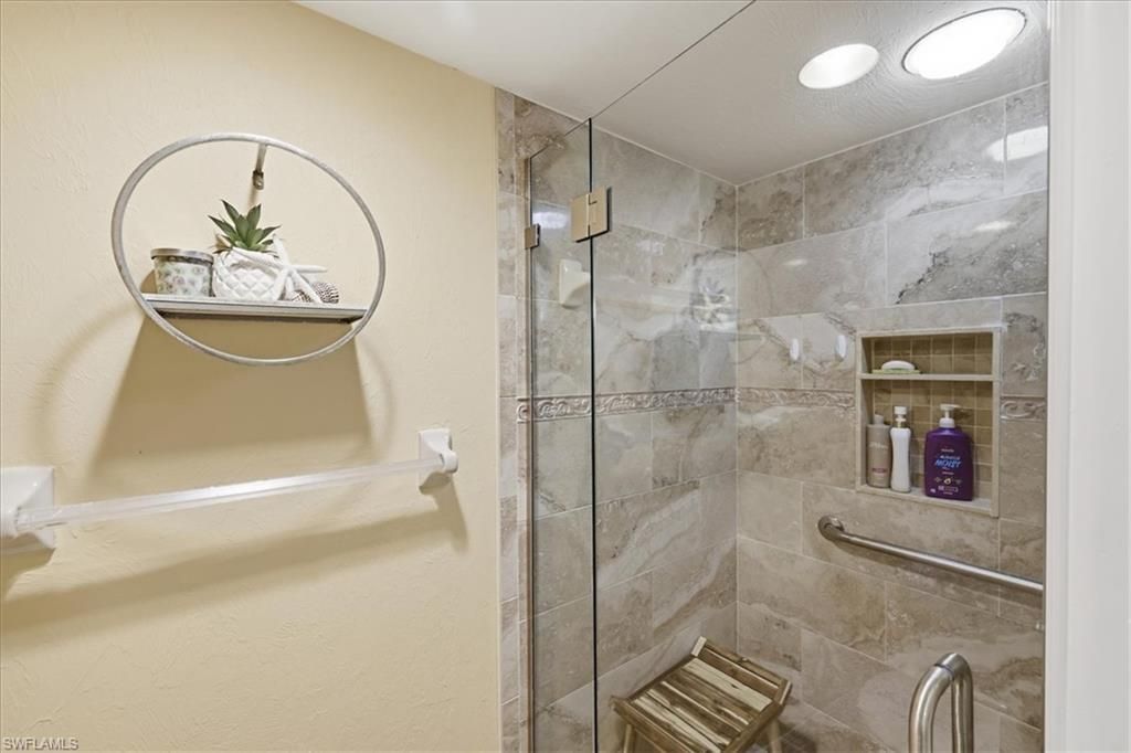 14750 Eagle Ridge Dr, Unit 216, Fort Myers, FL 33912 Photo