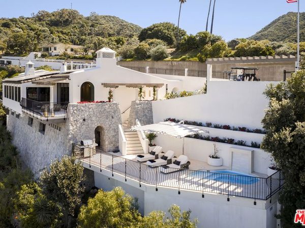335 Wrigley Road, Avalon, CA 90704