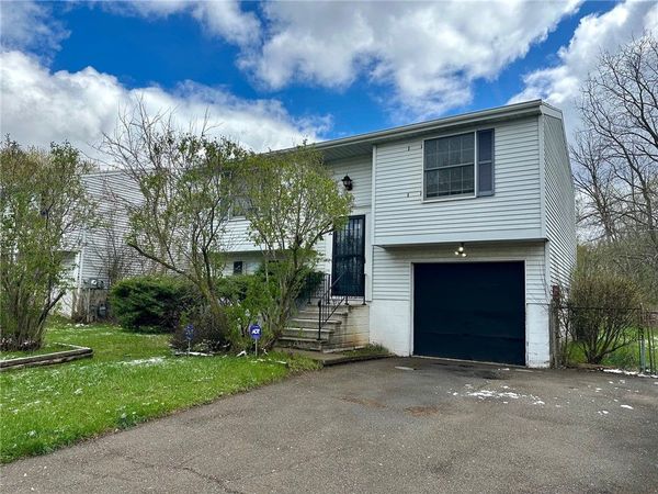 89 Planet Street , Rochester, NY 14606