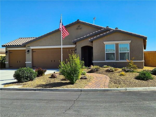 3807 E Sedgwick Avenue, Pahrump, NV 89061