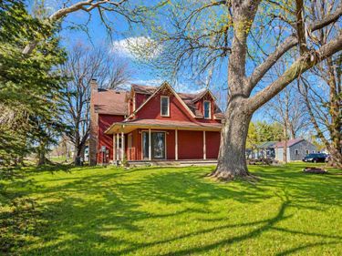 8655 8th Avenue, New Auburn, MN 55366