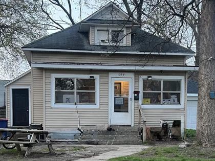 1059 Sherman Street SE Grand Rapids, MI 49506