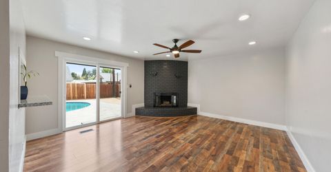 1735 Byrd Drive, Sparks, NV 89431 Photo