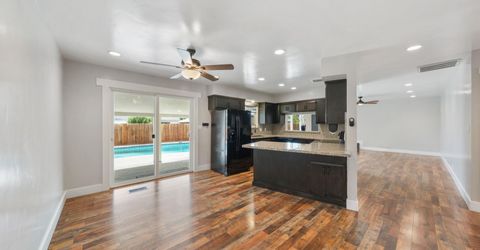 1735 Byrd Drive, Sparks, NV 89431 Photo