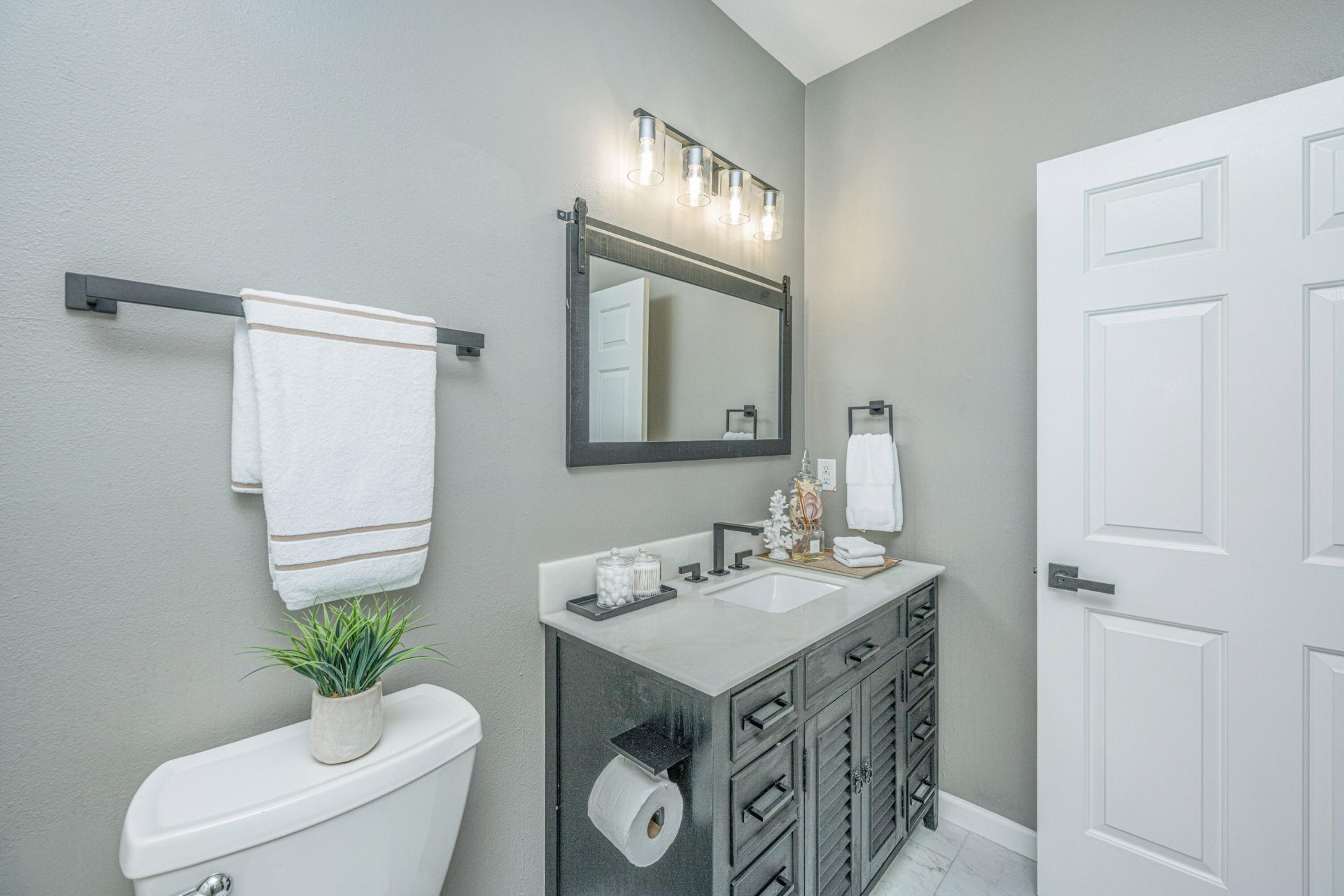 130 River Landing Drive Photo 12