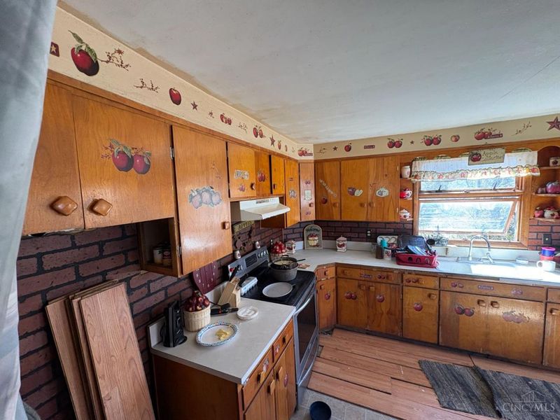 526 E 7th Street, Manchester, OH 45144 Photo 2