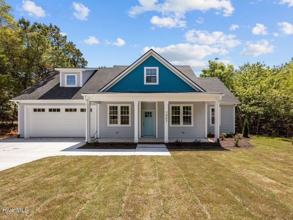 7407 Archers Creek Court, Emerald Isle, NC 28594