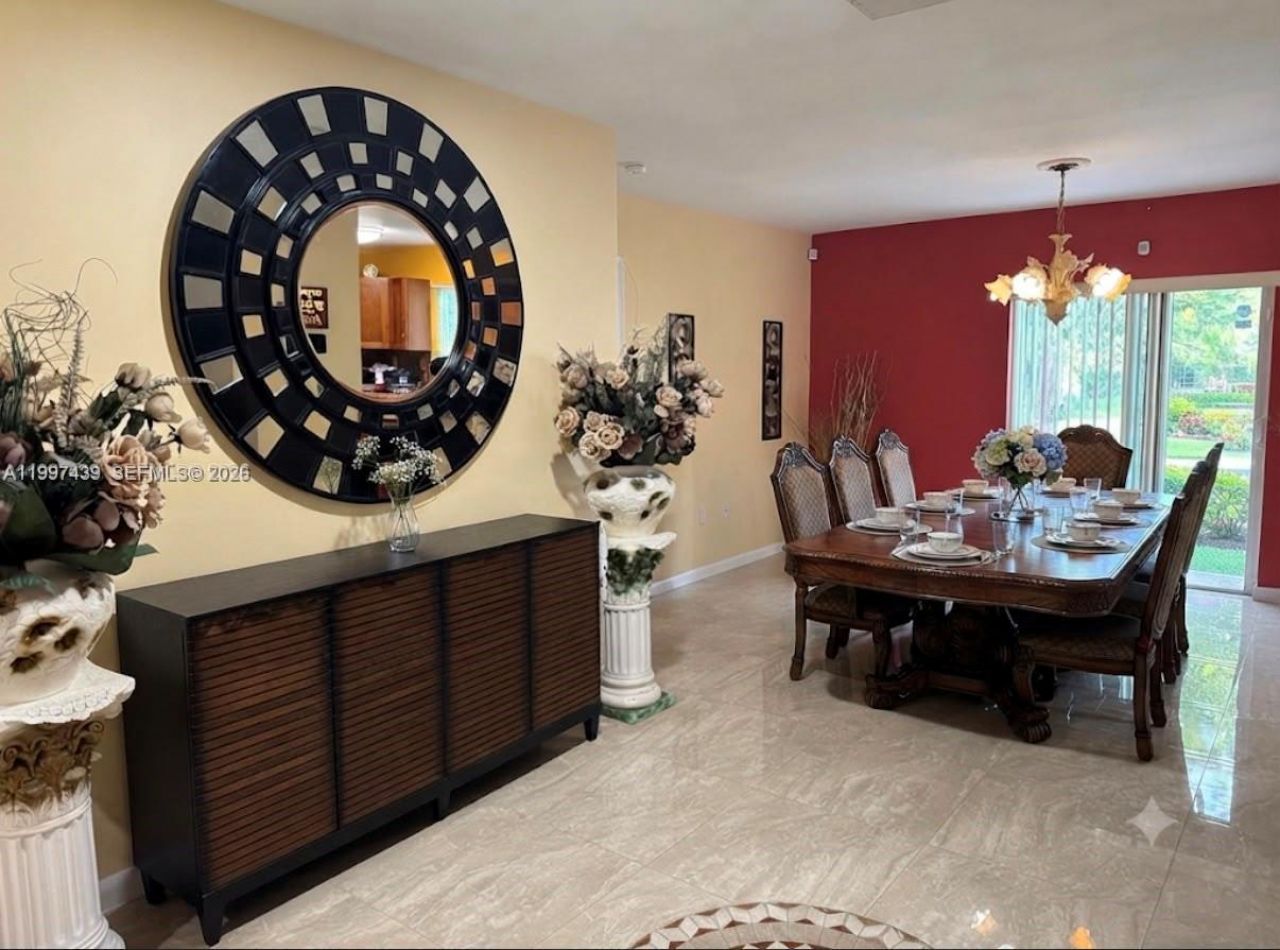 2720 NW 11th St, Fort Lauderdale, FL 33311 Photo