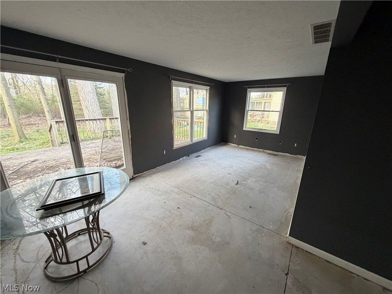 556 Greenside Drive, Painesville Township, OH 44077 Photo 25