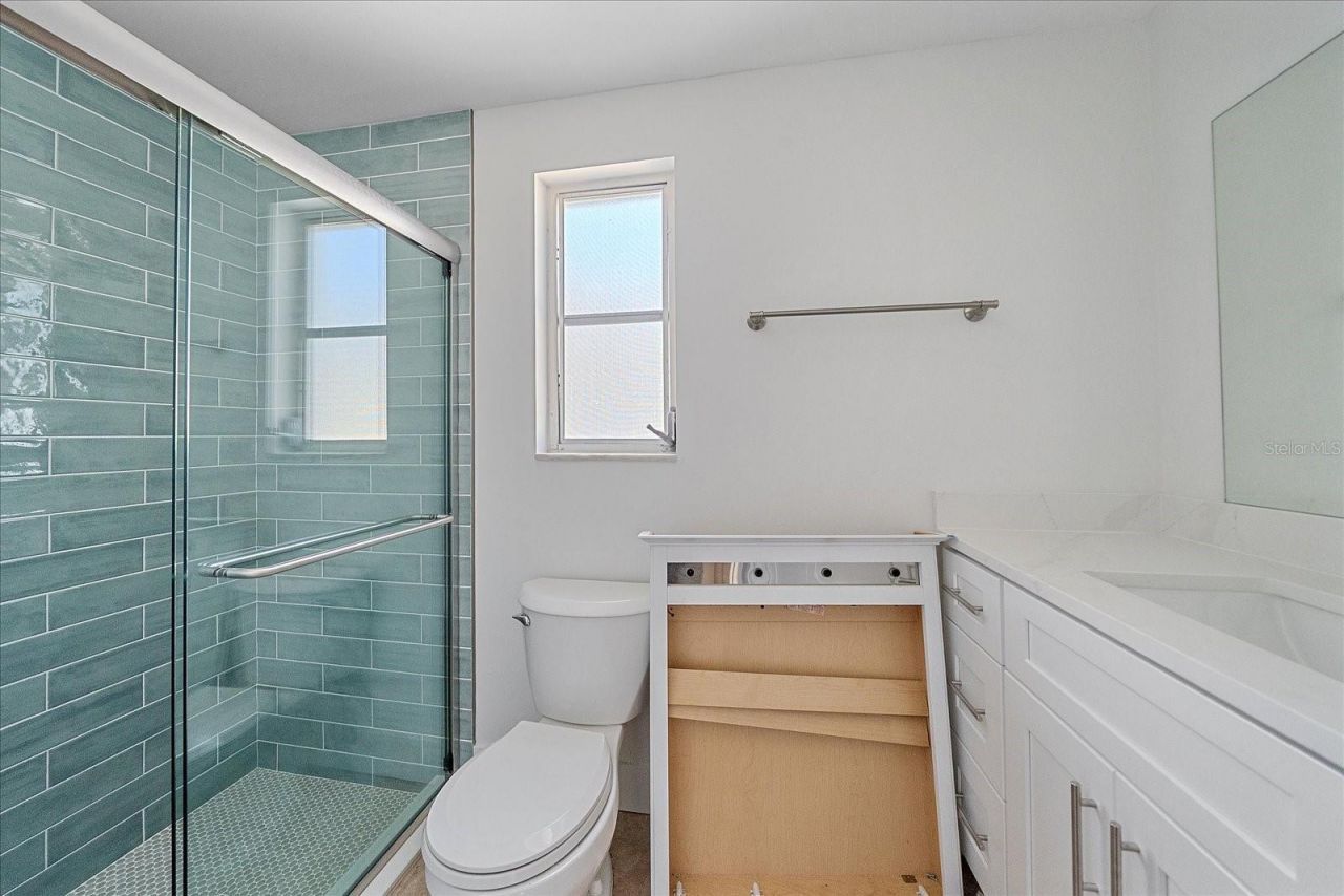 597 Spanish Drive N, Unit 12, Longboat Key, FL 34228 Photo