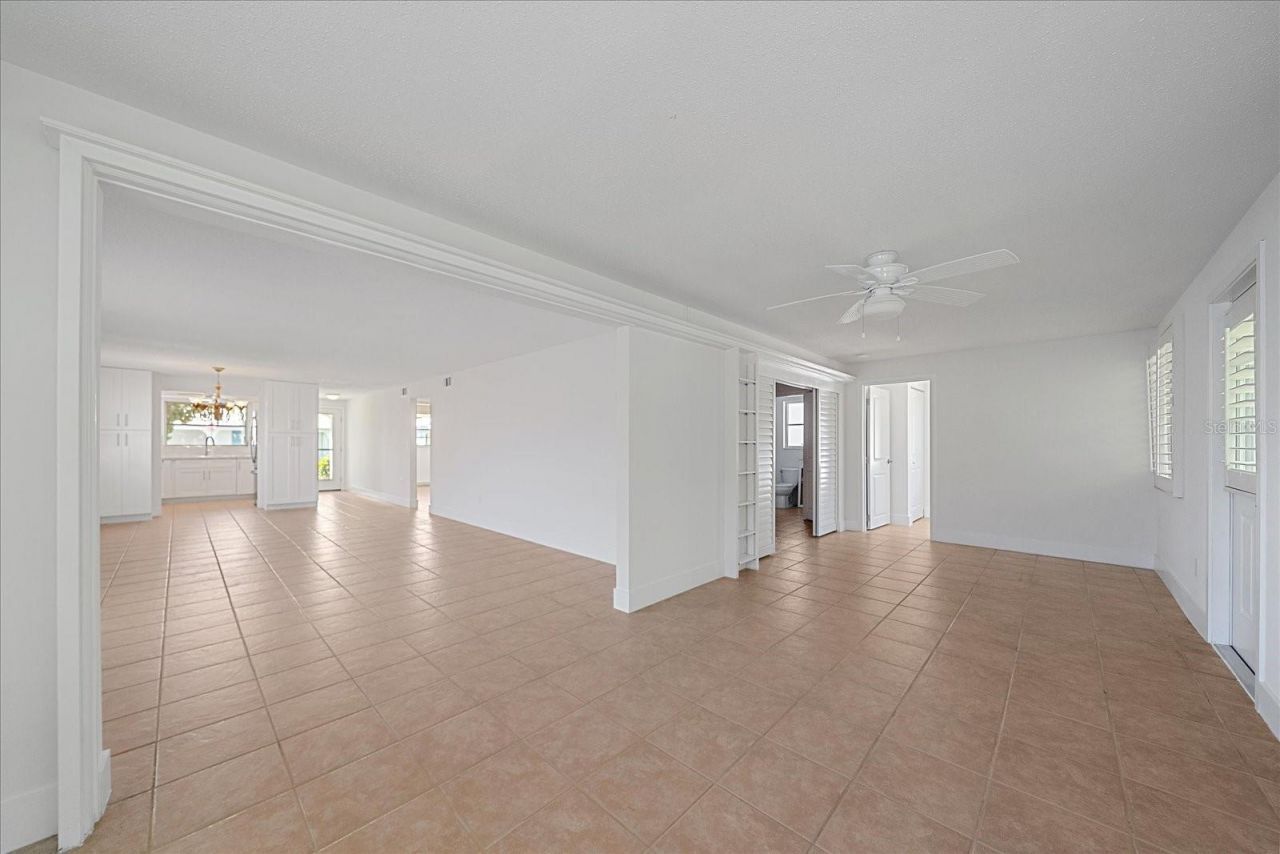 597 Spanish Drive N, Unit 12, Longboat Key, FL 34228 Photo