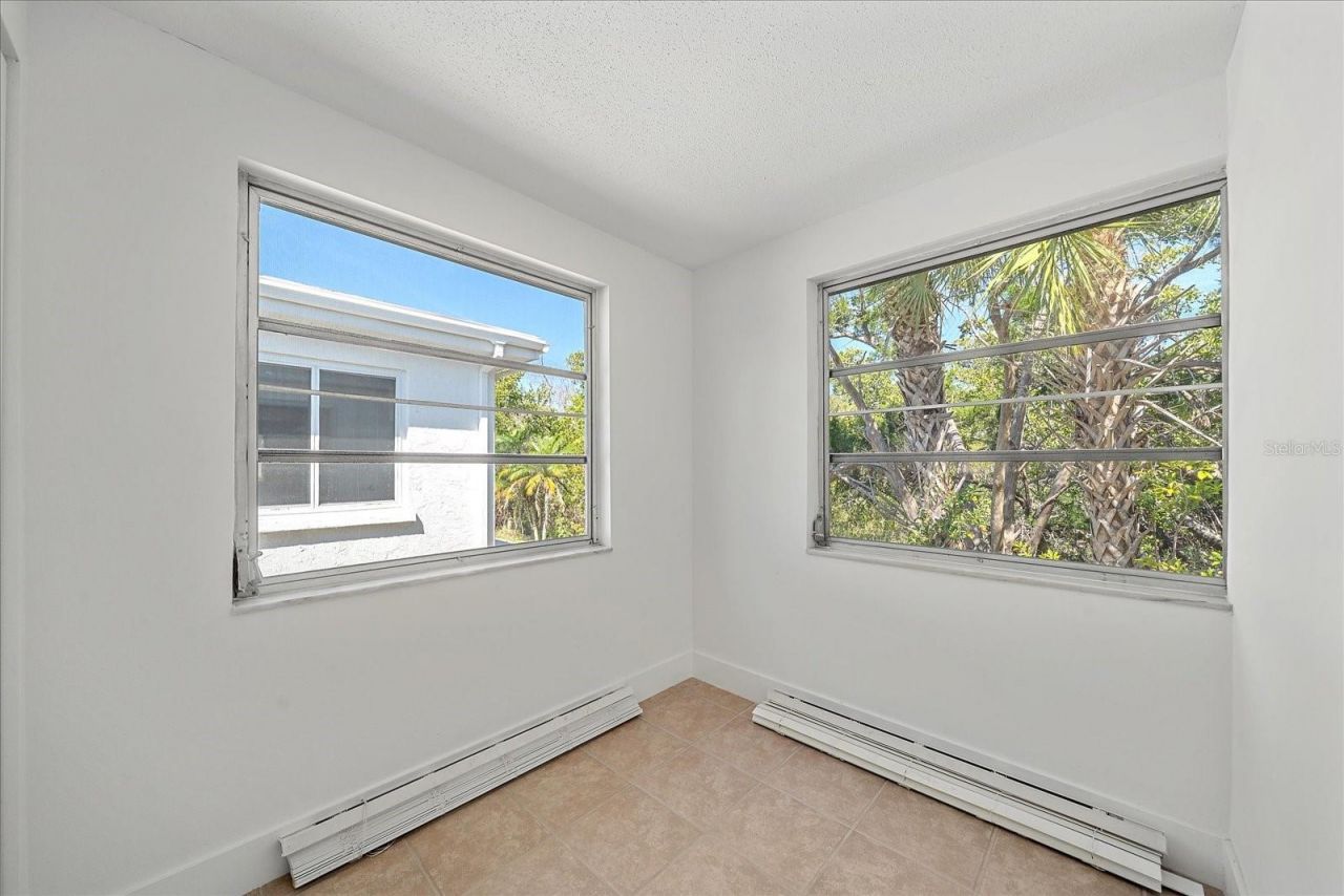 597 Spanish Drive N, Unit 12, Longboat Key, FL 34228 Photo