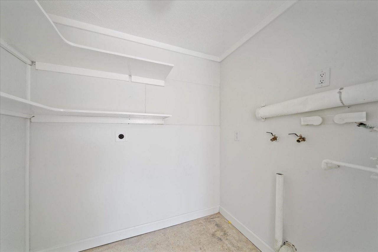 597 Spanish Drive N, Unit 12, Longboat Key, FL 34228 Photo