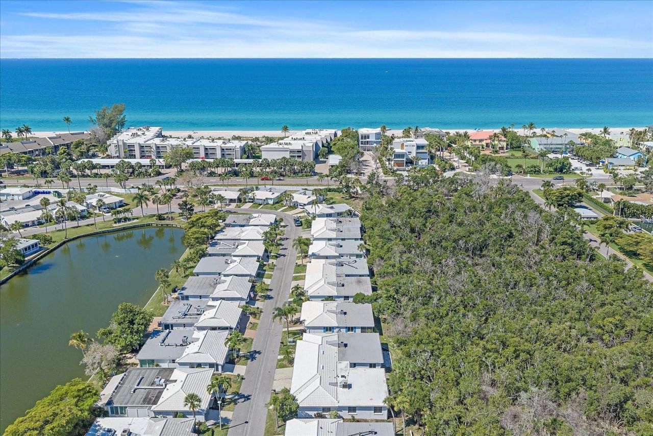 597 Spanish Drive N, Unit 12, Longboat Key, FL 34228 Photo
