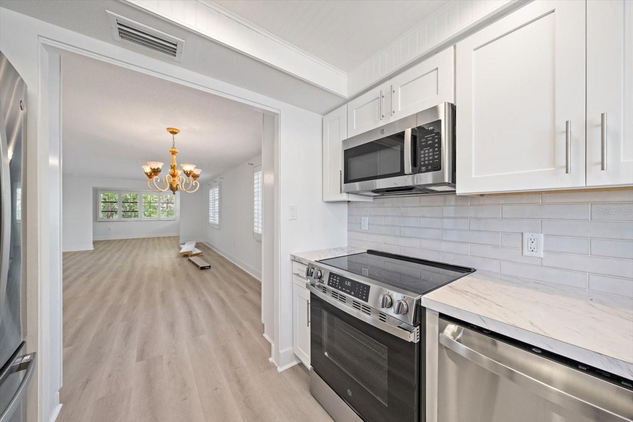 597 Spanish Drive N, Unit 12, Longboat Key, FL 34228 Photo