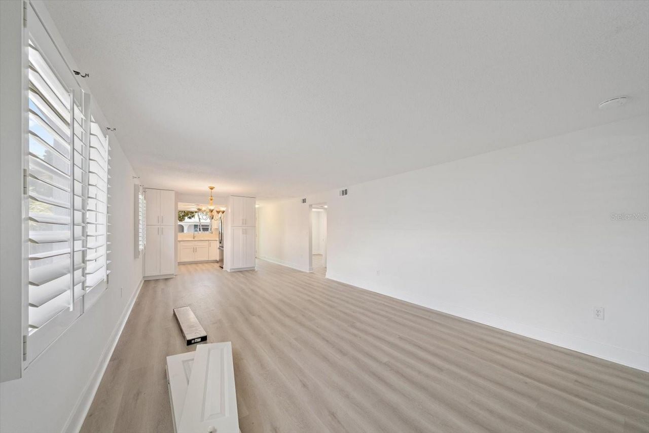 597 Spanish Drive N, Unit 12, Longboat Key, FL 34228 Photo