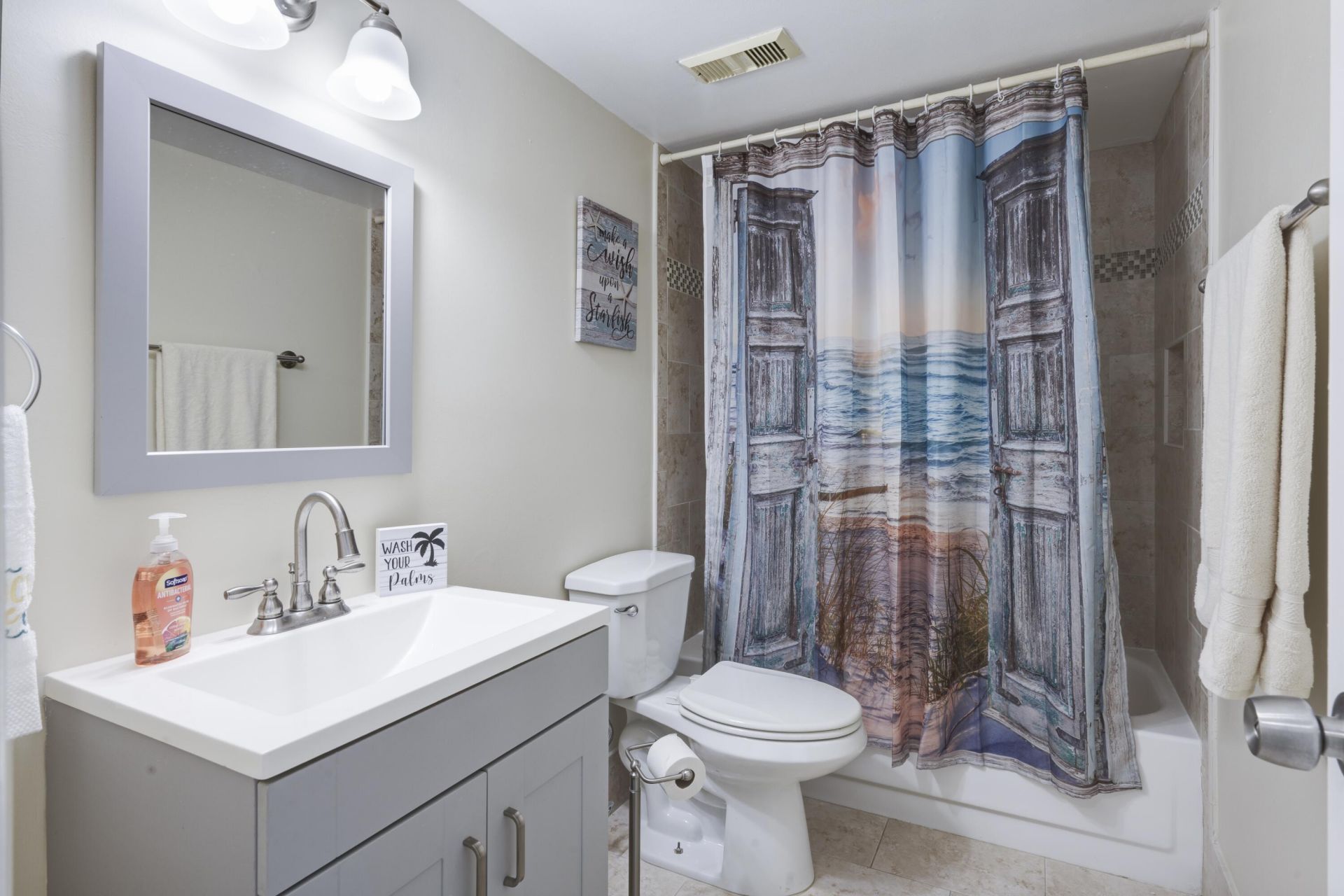 825 Egret Circle, Unit 209, Delray Beach, FL 33444 Photo
