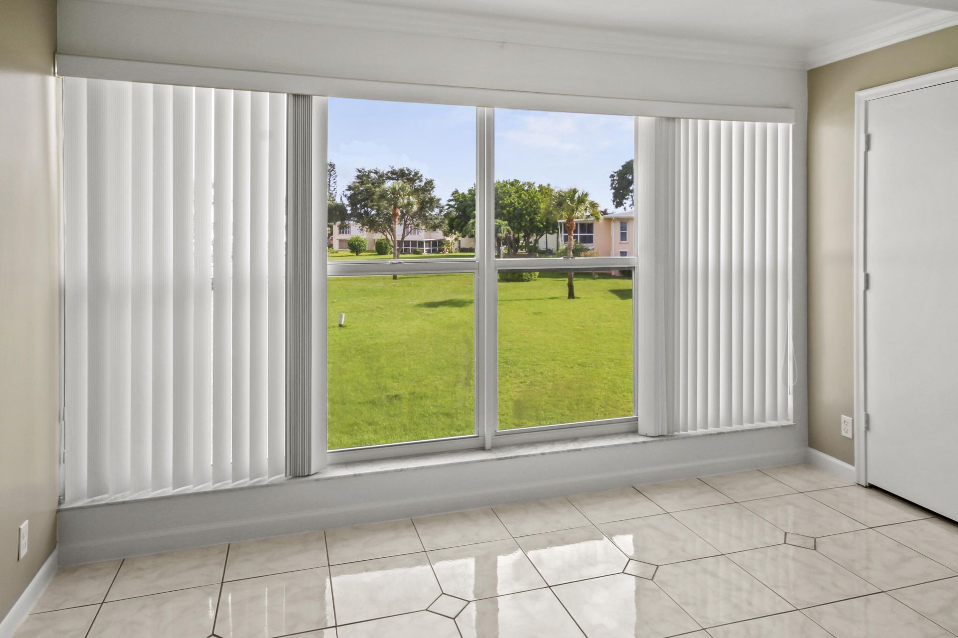 1421 NW 20th Avenue, Unit 204, Delray Beach, FL 33445 Photo