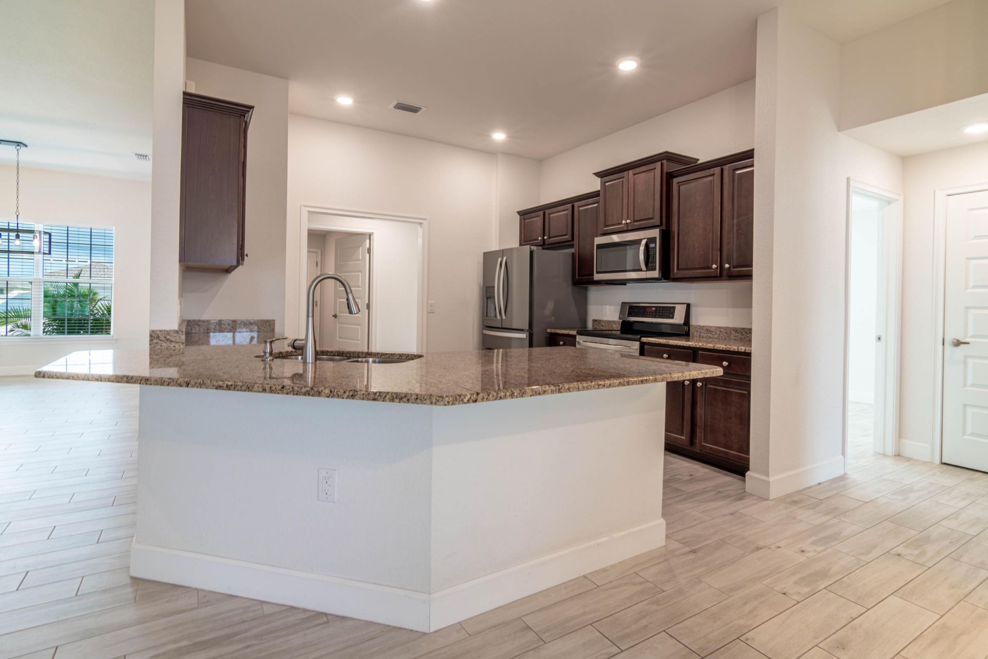 1513 NE 43rd Terrace, Cape Coral, FL 33909 Photo