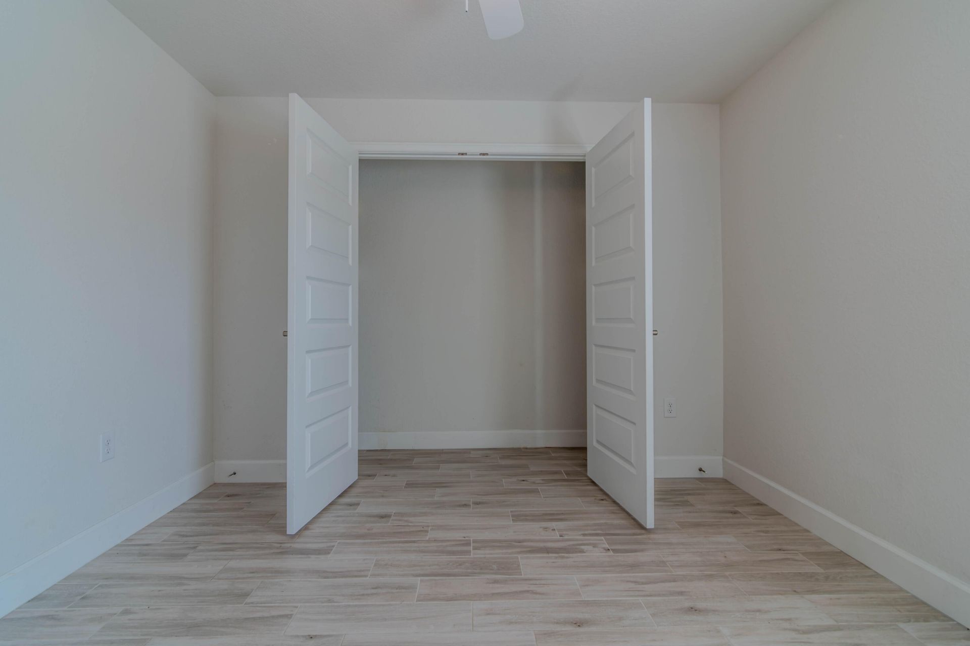 1513 NE 43rd Terrace, Cape Coral, FL 33909 Photo