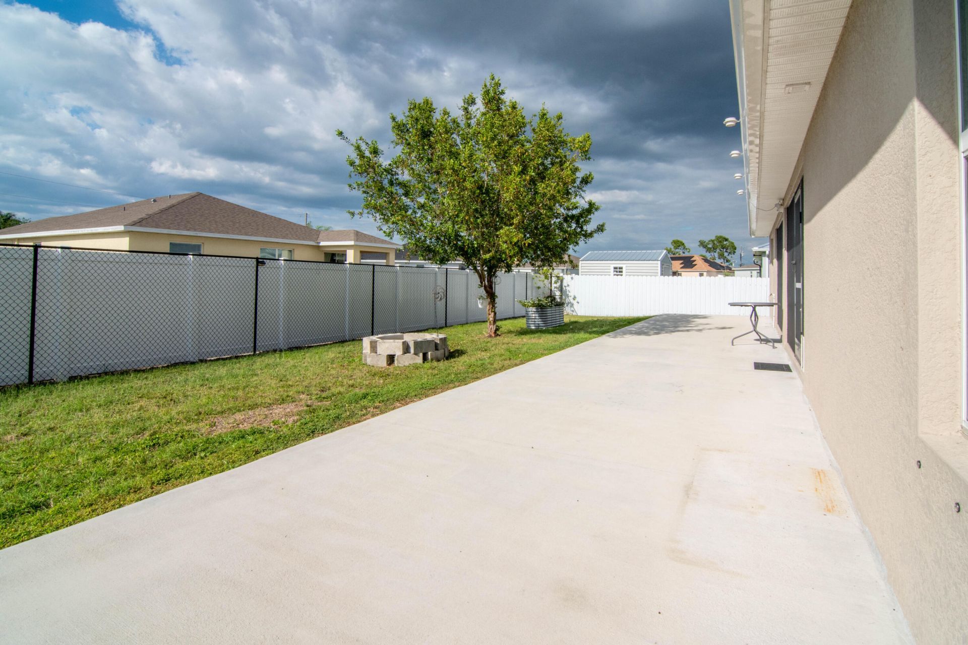 1513 NE 43rd Terrace, Cape Coral, FL 33909 Photo