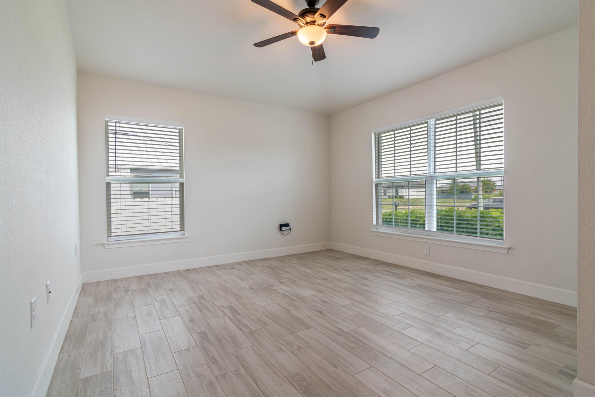1513 NE 43rd Terrace, Cape Coral, FL 33909 Photo