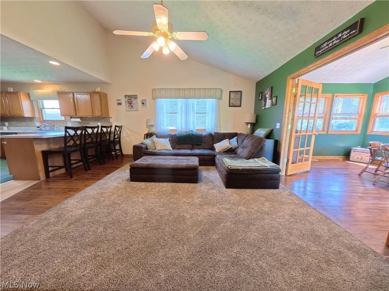 3160 Pondview Drive, Ravenna, OH 44266 Photo 7