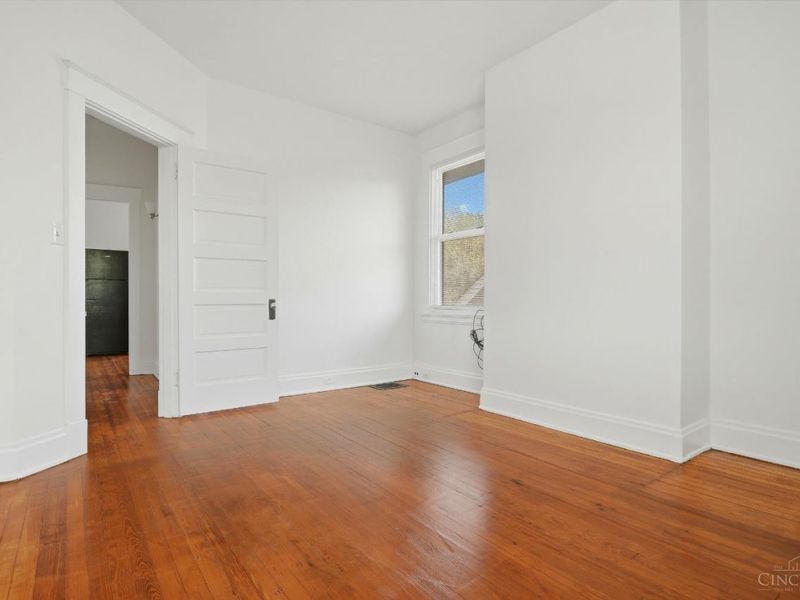 54 E Mitchell Avenue, Saint Bernard, OH 45217 Photo 10