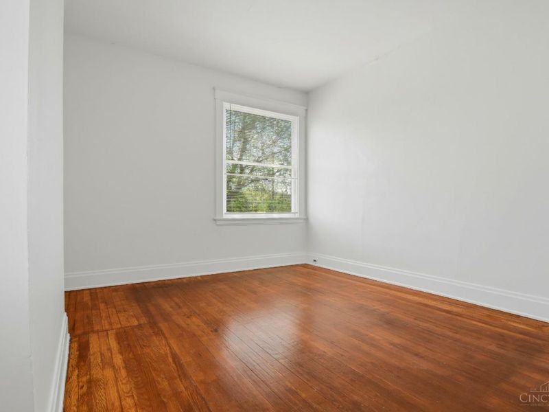 54 E Mitchell Avenue, Saint Bernard, OH 45217 Photo 9