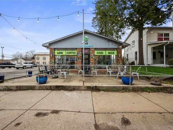 138 S Market St, New Wilmington, PA 16142