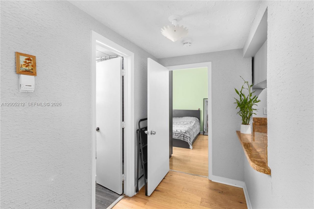 1200 Euclid Ave, Unit 102, Miami Beach, FL 33139 Photo