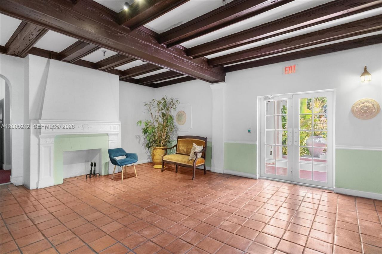 1200 Euclid Ave, Unit 102, Miami Beach, FL 33139 Photo