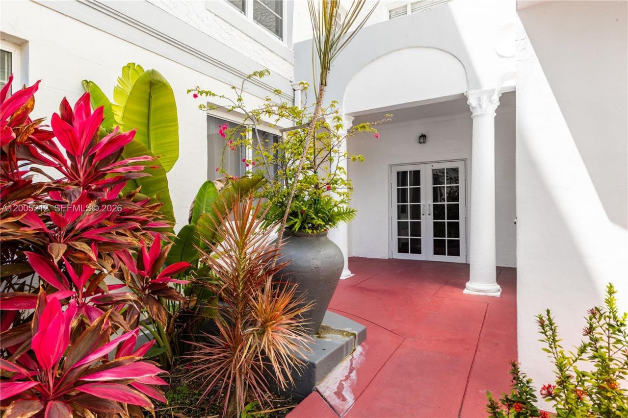 1200 Euclid Ave, Unit 102, Miami Beach, FL 33139 Photo