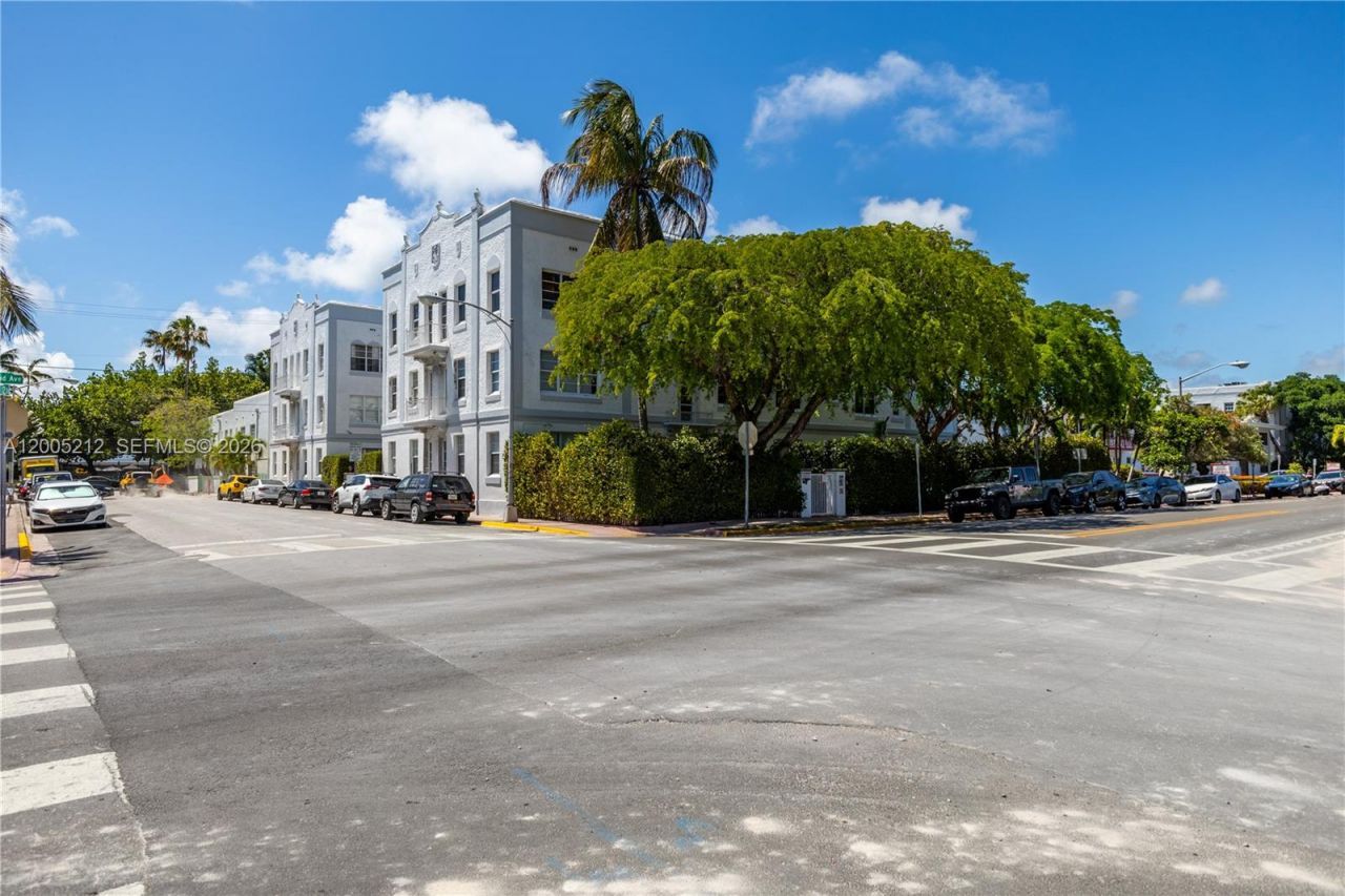 1200 Euclid Ave, Unit 102, Miami Beach, FL 33139 Photo