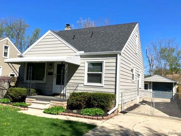 1517 E CHESTERFIELD Street, Ferndale, MI 48220