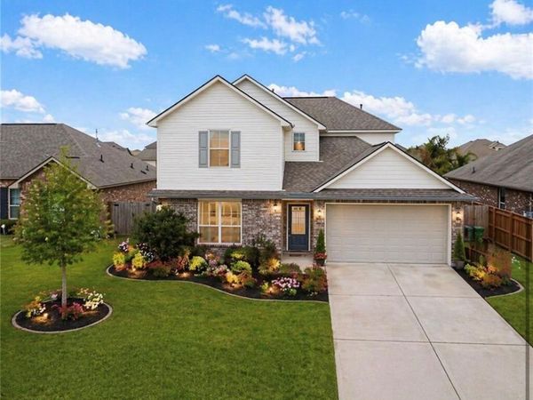 116 E LAKE Court , Slidell, LA 70461