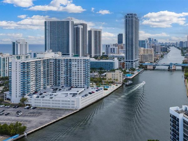 3800 S Ocean Dr , Unit 522, Hollywood, FL 33019