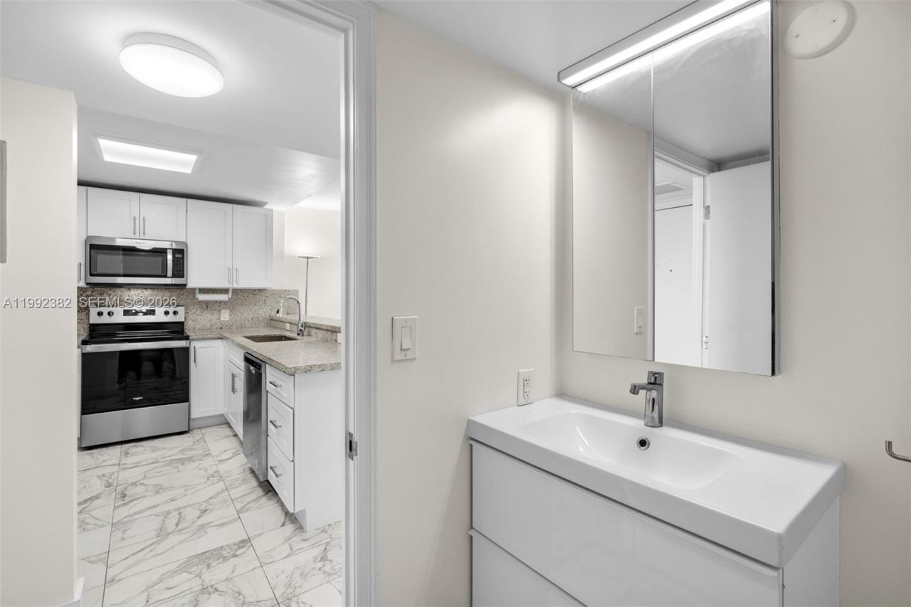 3800 S Ocean Dr , Unit 522, Hollywood, FL 33019 Photo