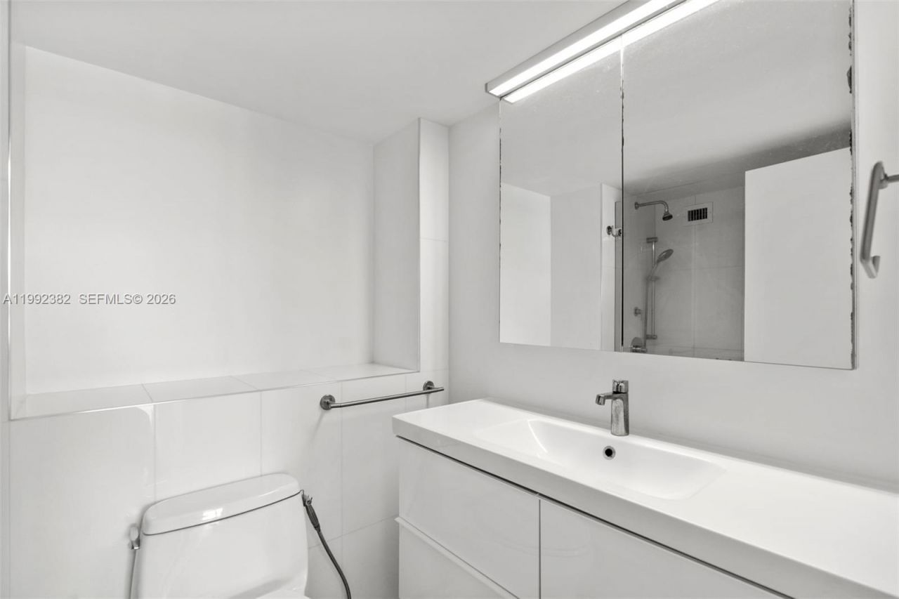 3800 S Ocean Dr , Unit 522, Hollywood, FL 33019 Photo