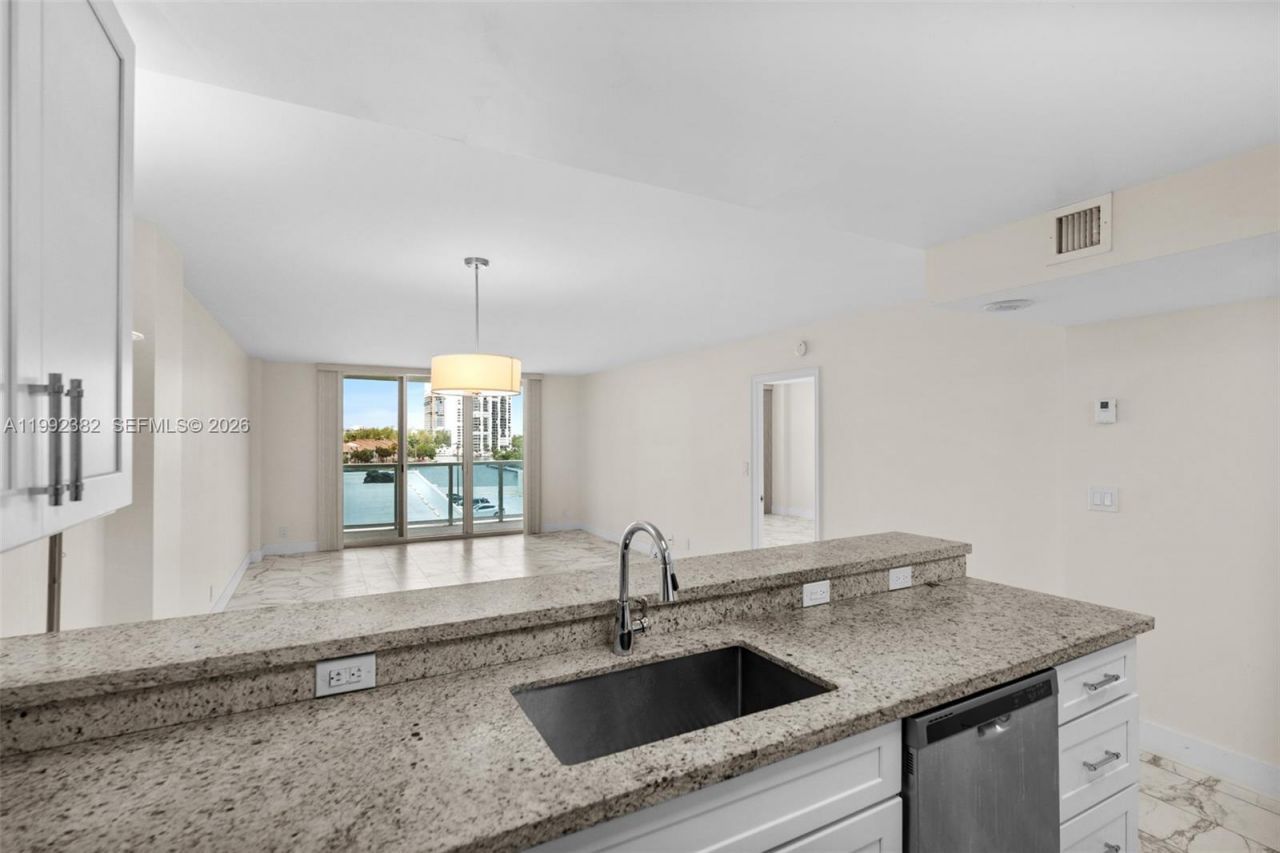 3800 S Ocean Dr , Unit 522, Hollywood, FL 33019 Photo