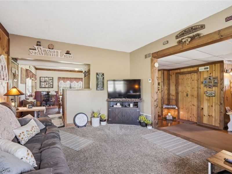 3811 SW State Route 258, Newcomerstown, OH 43832 Photo 4