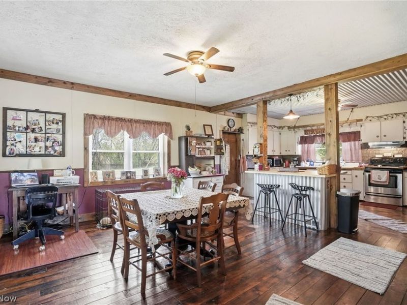 3811 SW State Route 258, Newcomerstown, OH 43832 Photo 5