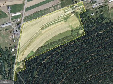 3189 W WINTER ROAD, LOGANTON, PA 17747