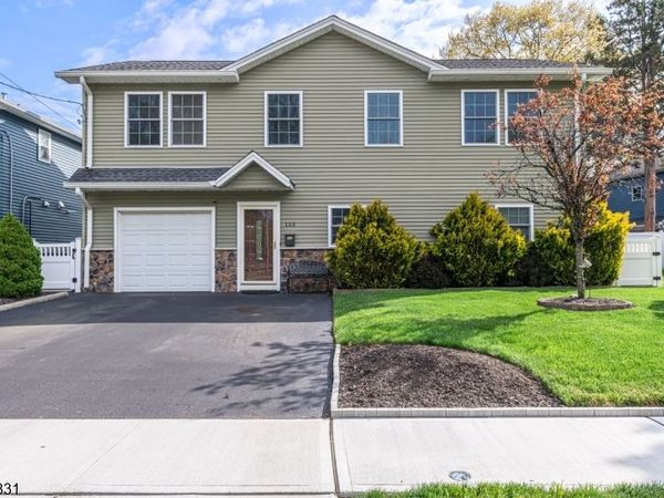 153 Howard Ave, Rochelle Park, NJ 07662