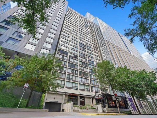 230 E Ontario Street , Unit 2104, Chicago, IL 60611