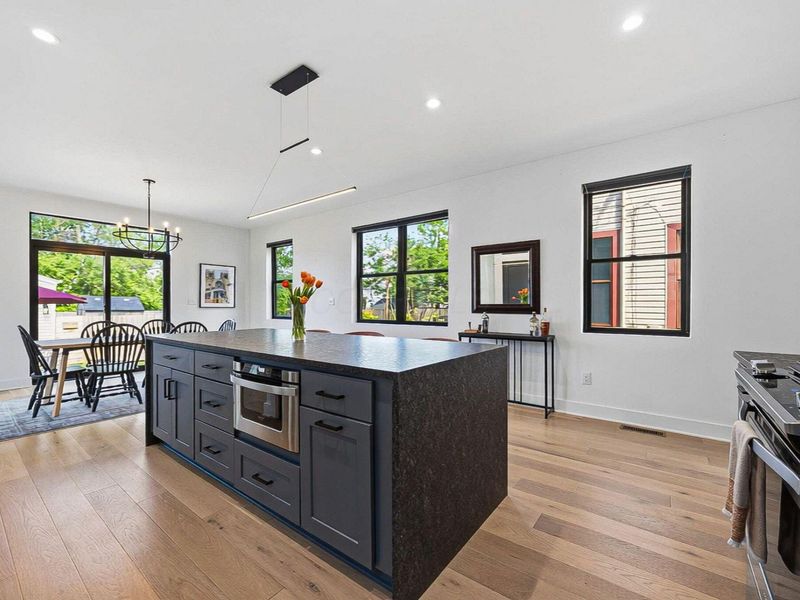 1330 Oak Street, Columbus, OH 43205 Photo 15