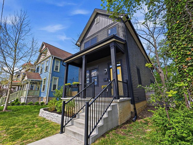 1330 Oak Street, Columbus, OH 43205 Photo 3