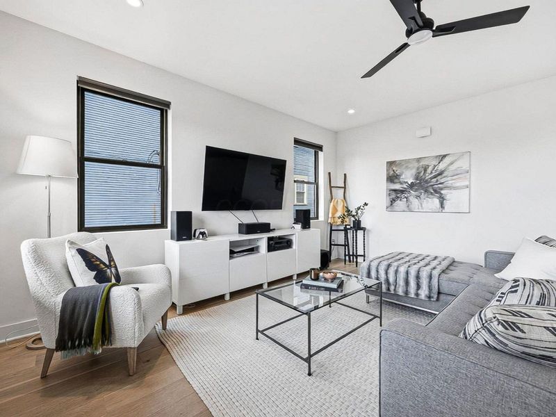 1330 Oak Street, Columbus, OH 43205 Photo 6