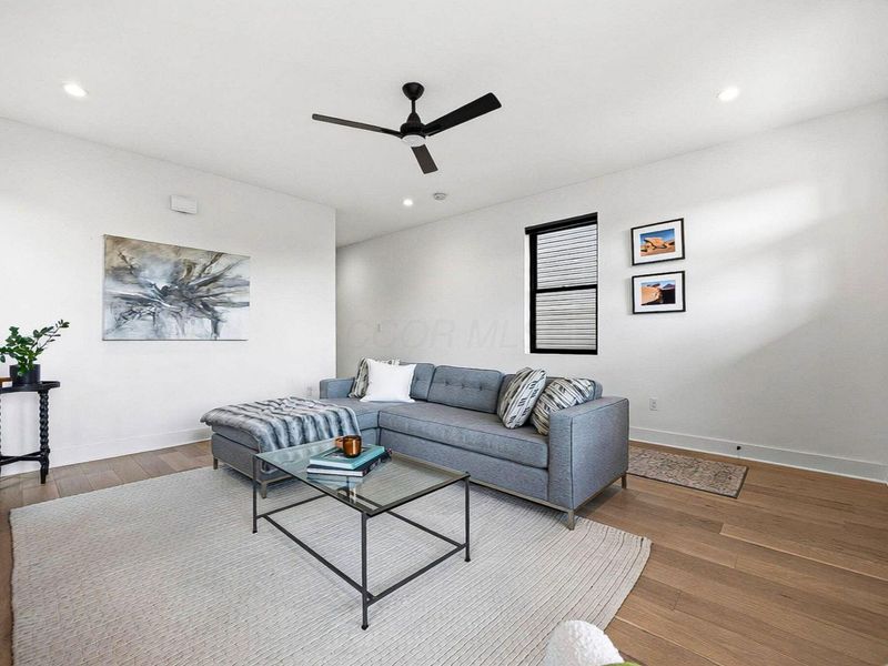 1330 Oak Street, Columbus, OH 43205 Photo 8